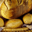 Eine B&auml;ckereifachverk&auml;uferin muss freundlich sein.