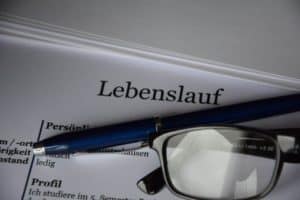 Der Lebenslauf sollte immer eine Unterschrift besitzen.